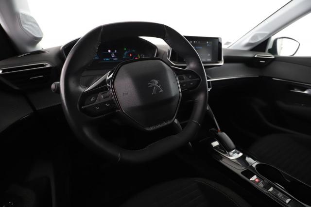 Peugeot 208 image 3