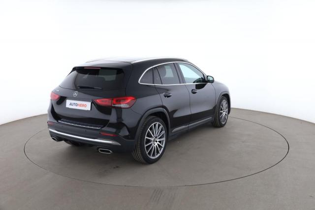 Mercedes Benz Gla image 9