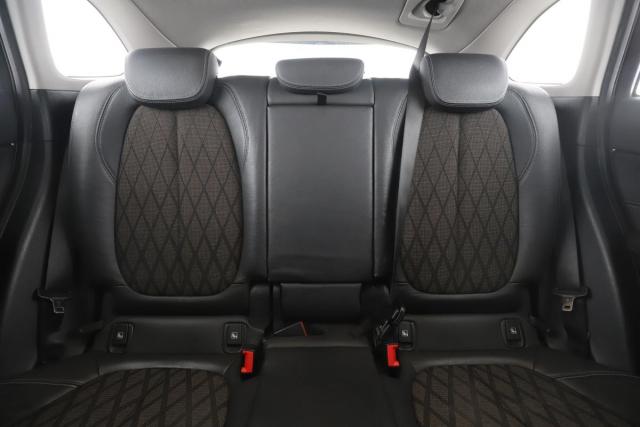 Bmw X1 image 7
