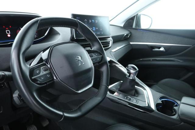 Peugeot 3008 image 9