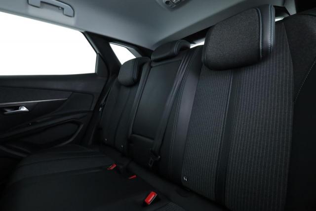 Peugeot 3008 image 3