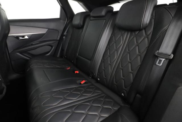 Peugeot 3008 image 8
