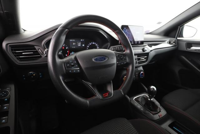 Ford Focus image 7
