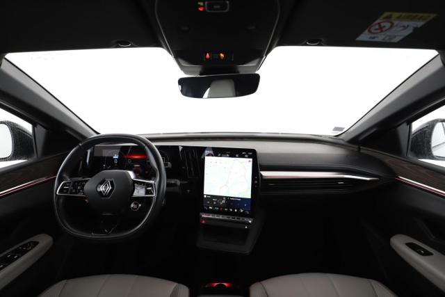 Renault Mégane E-Tech image 1