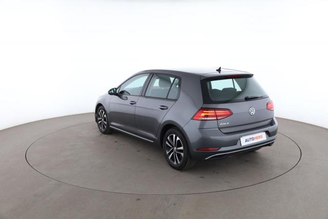 Volkswagen Golf image 9