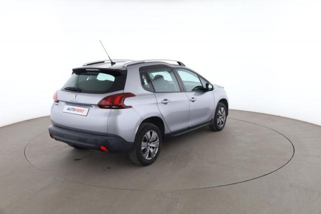 Peugeot 2008 image 4