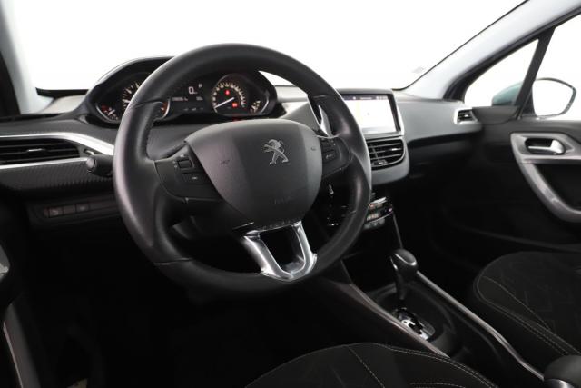 Peugeot 2008 image 5
