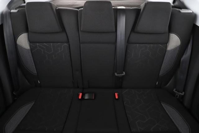 Peugeot 2008 image 6