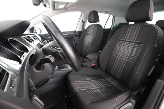 Volkswagen Golf image 4