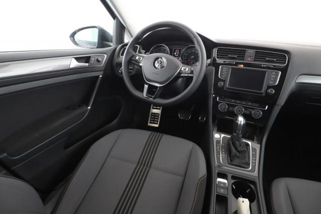Volkswagen Golf image 5