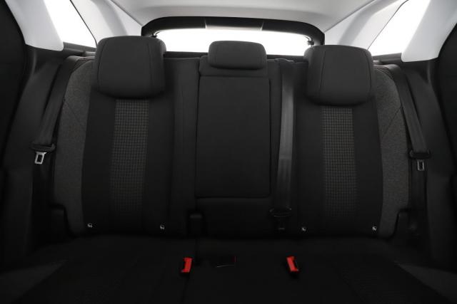 Peugeot 3008 image 8