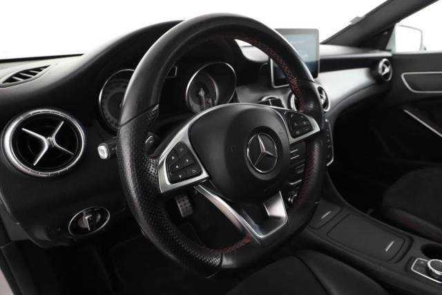 Mercedes Benz Cla image 7