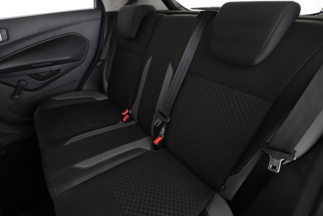 Ford Fiesta image 4