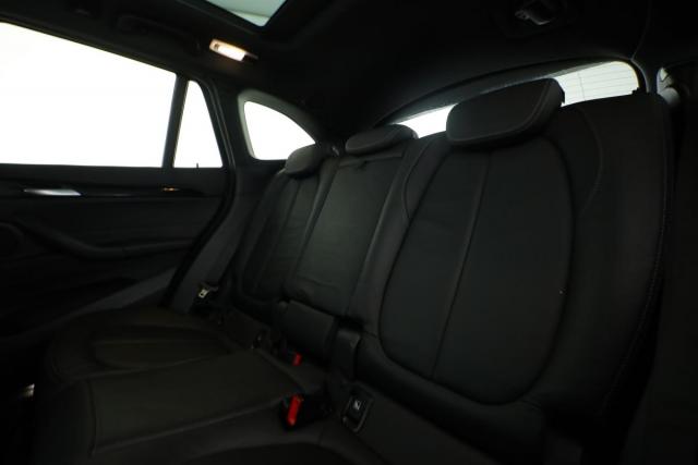 Bmw X1 image 8