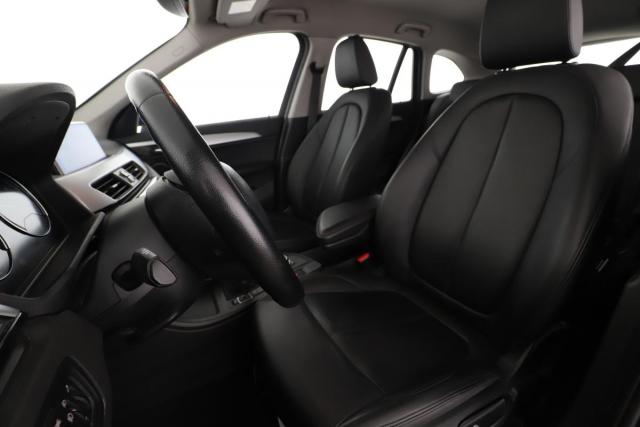 Bmw X1 image 9