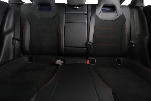Mercedes Benz Cla Shooting Brake image 9