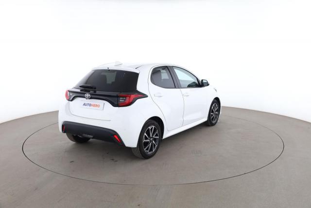 Toyota Yaris image 6