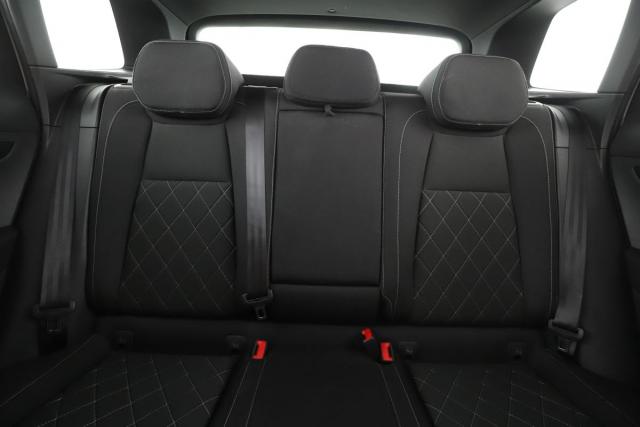 Skoda Karoq image 7