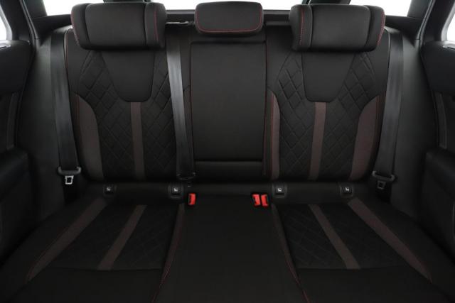 Skoda Octavia image 8