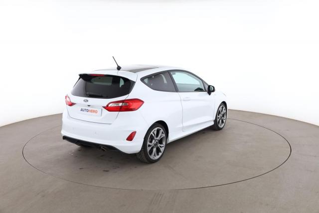 Ford Fiesta image 4