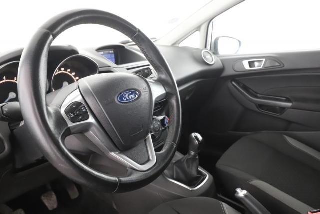 Ford Fiesta image 5