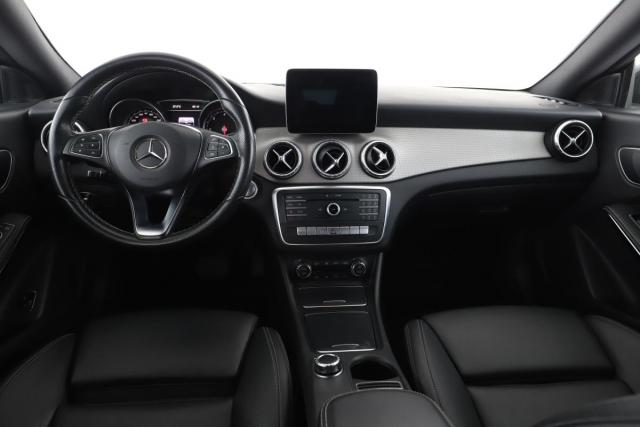 Mercedes Benz Cla Shooting Brake image 8