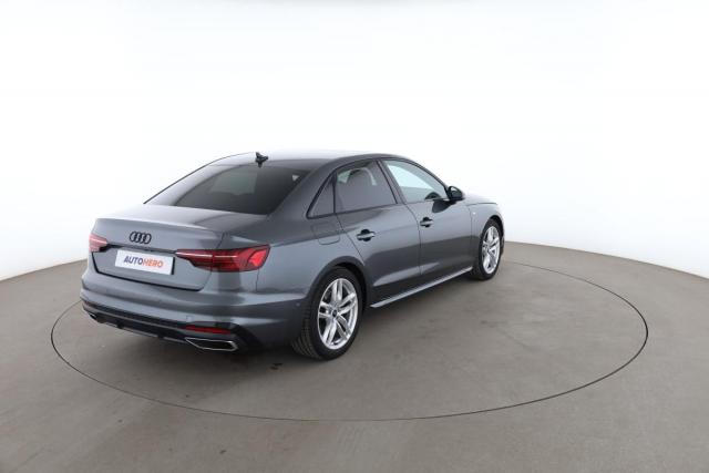Audi A4 image 8