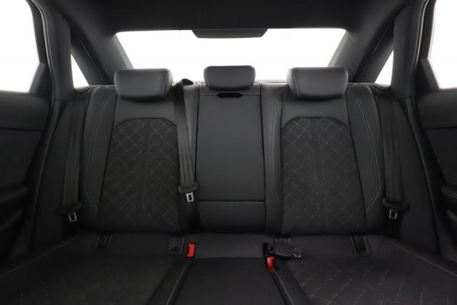 Audi A4 image 6