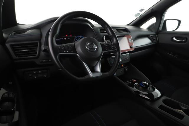 Nissan Leaf image 9