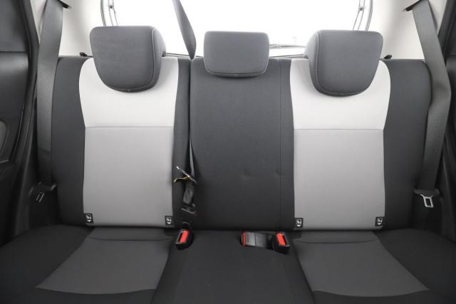 Toyota Yaris image 6