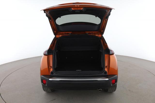 Peugeot 2008 image 8