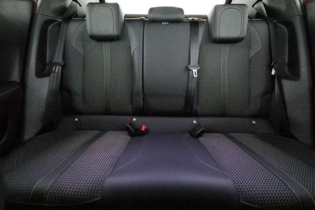 Peugeot 2008 image 1