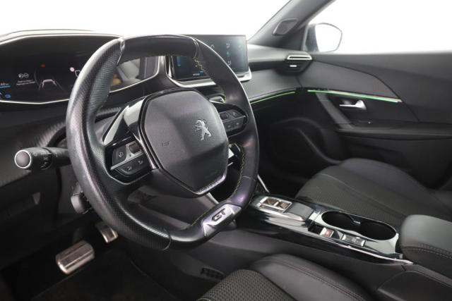 Peugeot 2008 image 7
