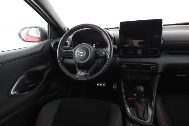 Toyota Yaris image 8