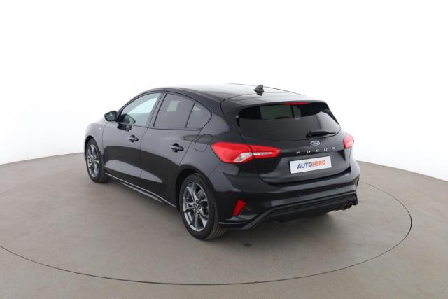 Ford Focus image 7