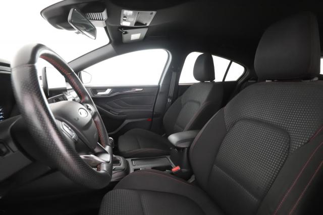 Ford Focus image 4