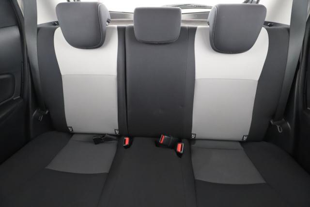 Toyota Yaris image 3