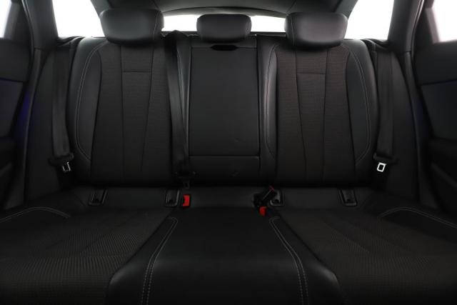 Audi A4 Avant image 5