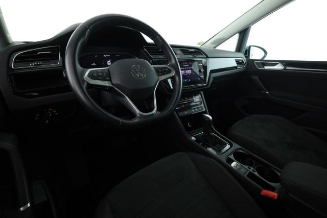 Volkswagen Touran image 9