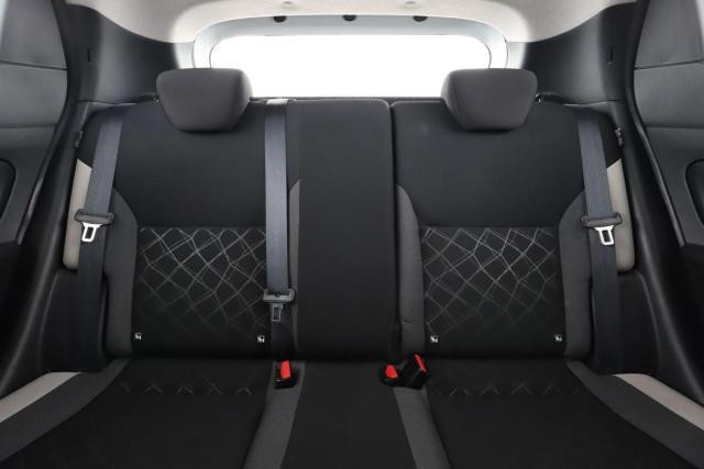 Nissan Micra image 8