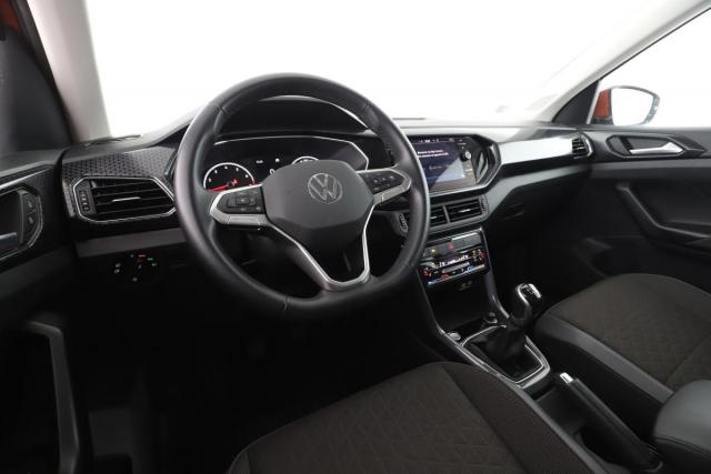 Volkswagen T-Cross image 8