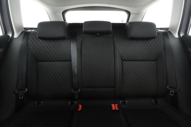 Skoda Octavia image 2