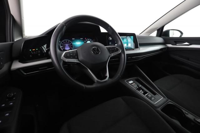 Volkswagen Golf image 6