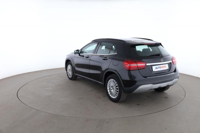 Mercedes Benz Gla image 6