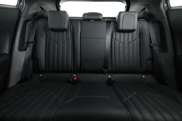 Peugeot 2008 image 5
