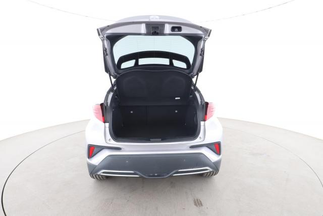 Toyota C-Hr image 7