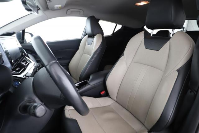 Toyota C-Hr image 3