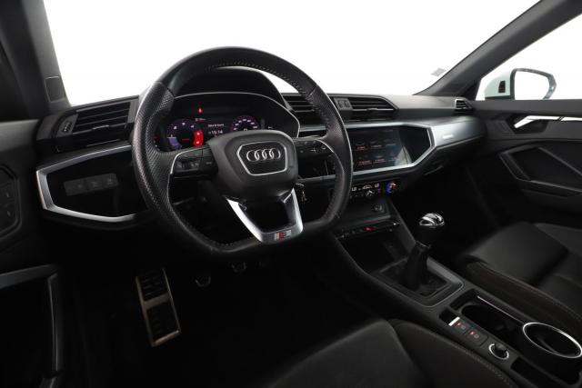 Audi Q3 image 8