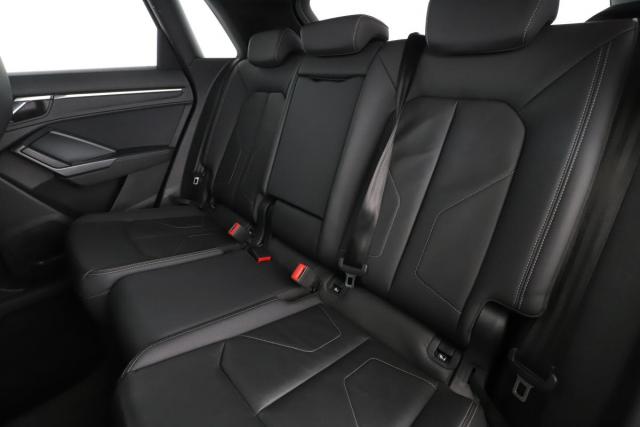 Audi Q3 image 5
