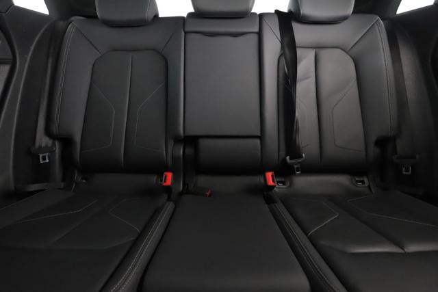 Audi Q3 image 9